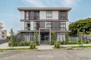 O edifício em que o apartamento se localiza