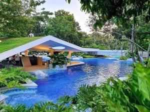 Bassein majutusasutuses Tambuli Seaside Living Residences 1 Bedroom Condominium Unit Tower D Unit 3M või selle lähedal
