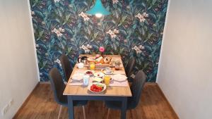 Jídlo v apartmánu nebo okolí