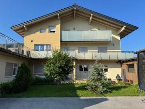 Budova, v ktorej sa apartmán nachádza