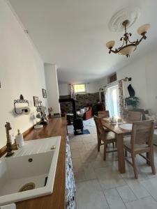Apartmány U Procházků的休息区