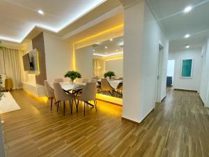 Elegant 3Br Oasis in Heart of Addis Ababa的休息区