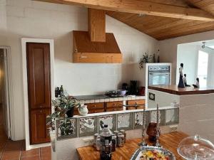 Kuchyň nebo kuchyňský kout v ubytování Motel Geyti