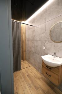 Kúpeľňa v ubytovaní Zajazd Stodoła sauna w cenie + 37 fotografií