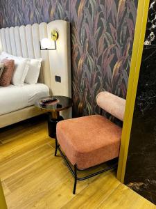 Postel nebo postele na pokoji v ubytování Mavi Luxury Suites