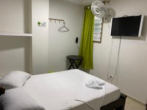 Galeriebild der Unterkunft Hotel Lina Maria in Tuluá + 17 Fotos