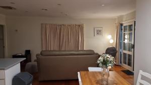Imagen de la galería de Two separate rooms at 34 Clarevale, en Clayton North