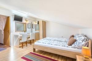 Postel nebo postele na pokoji v ubytování Bed & breakfast La Fontana Medulin