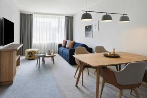 TV o dispositivi per l'intrattenimento presso Courtyard by Marriott Zurich North
