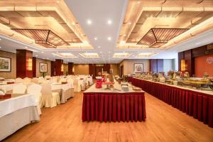 Εστιατόριο ή άλλο μέρος για φαγητό στο Eagle City Xindi Hotel