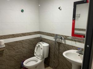 Ένα μπάνιο στο Hoa Đào Hostel +83 φωτογραφίες