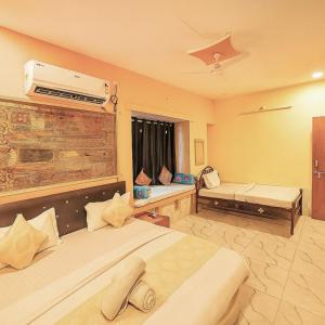 Posteľ alebo postele v izbe v ubytovaní Explore Hostel Life Jaisalmer