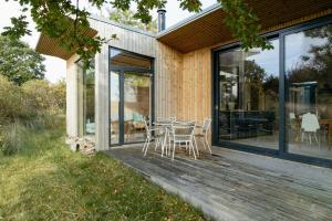 Vườn quanh Feel The Nature Inside In Architect-Designed Gem
