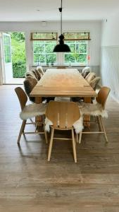 Billede fra billedgalleriet på Bright Summer House Near Hyllingebjerg Beach i Melby