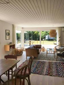 Χώρος καθιστικού στο Nordic Haven For Families At Guest Houses