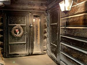 Φωτογραφία από το άλμπουμ του Large Log Cabin, Ski Fun Near Dagali σε Dagali
