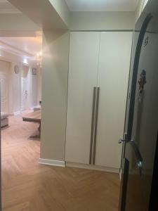 Gallery image of Warm Flat in Gonio