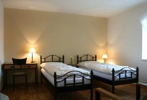 Letto o letti in una camera di Wellness hotel Lihovar