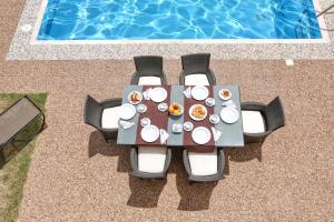 Imagen de la galería de Athoniki Villas, en Kalathos