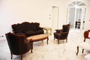 A seating area at B&B Casa Nizza