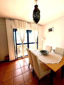 Łóżko lub łóżka w pokoju w obiekcie Apartamento Del Mar Las Negras