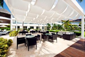 Restoran atau tempat makan lain di Sublime Samana