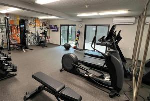 Fitness centrum a/nebo fitness zařízení v ubytování La Quinta by Wyndham Ft Lauderdale Cypress Creek