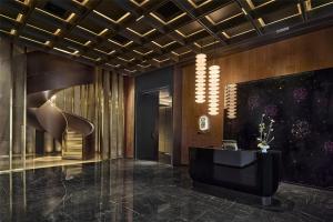 Gambar di galeri bagi Hilton Shanghai Zhangjiang Science City - Shuttle bus to Shanghai Disney Resort and Shanghai New International Expo Centre during exhibition period and 30 minutes drive to PVG di Shanghai