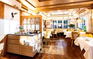 Restaurace v ubytování Hotel & Restaurant Gasthof Belchenblick