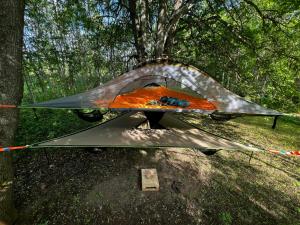 Příroda nedaleko luxury tent