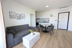 Kuchyň nebo kuchyňský kout v ubytování Apartments Avdić