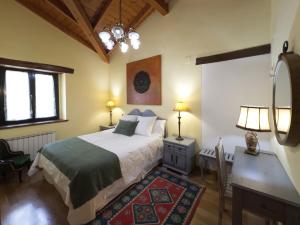 Posteľ alebo postele v izbe v ubytovaní Casa Rural La Majada de Peñacorada