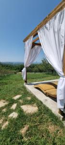 Afbeelding uit fotogalerij van NaVisu avlija in Kruševica +36 foto's