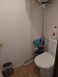 Ένα μπάνιο στο Appartement face à la mer