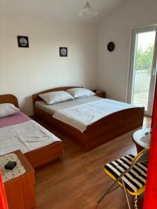Postel nebo postele na pokoji v ubytování Do 8 osoba 3 sobe 2 terase