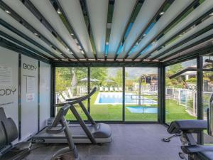 Fitness centrum a/nebo fitness zařízení v ubytování Novotel Grenoble Nord Voreppe