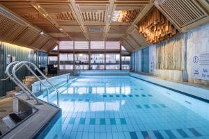 Bazén v ubytování Hilton Helsinki Strand nebo v jeho okolí