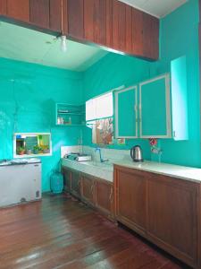 Kuchyň nebo kuchyňský kout v ubytování A-Seven House Sagada