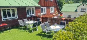 Φωτογραφία από το άλμπουμ του Penzion V Kopci σε Korenov