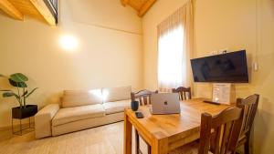 TV o dispositivi per l'intrattenimento presso Destiny Home & rooms Soave