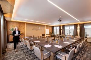 Konferenční prostory v ubytování Alpen Glück Hotel Kirchberger Hof + 37 fotografií