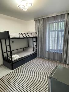 Postel nebo postele na pokoji v ubytování Edelweiss 2