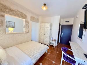 Postel nebo postele na pokoji v ubytování Villa Perla Di Mare Budva