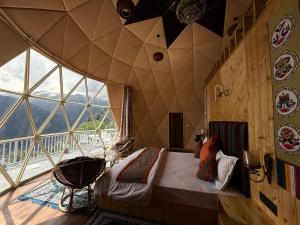 Un balcon sau o terasă la Dream Hamta cafe & glamps