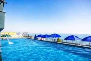 Bazén v ubytování Ajsel Hotel nebo v jeho okolí