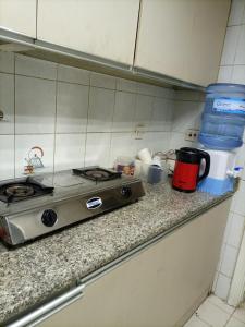 Η κουζίνα ή μικρή κουζίνα στο Abu Dhabi the best