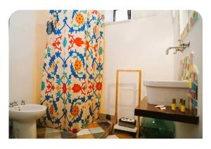 Ένα μπάνιο στο Domus Magistri