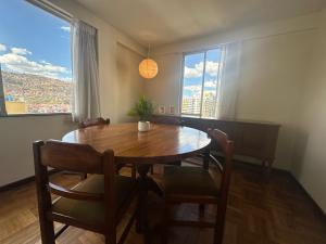 Gallery image of Apartamento con hermosa vista y soleado en Sopocachi in La Paz