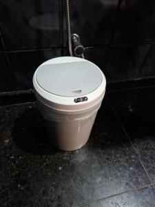 Kupatilo u objektu Apê confortável, com Alexa. Ótima localização