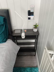 En eller flere senge i et værelse på Friar Gate area, 2-bedrooms guesthouse, Sleep 4, Free Parking, Private entrance, SuperFast Wifi + 45 billeder